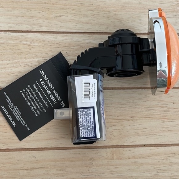 BBW JACK’O LANTERN LIGHT UP WALLFLOWER PLUG IN NWT - Picture 6 of 6